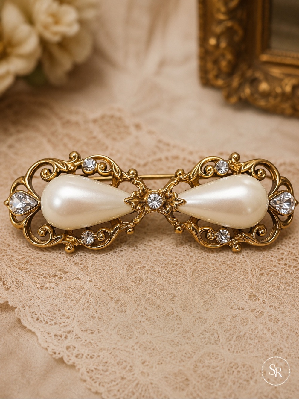 Large Vintage Richelieu Pearl Bow Brooch Rhinestone Rococo Gold Tone Signed